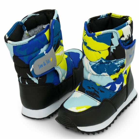 Toasty-Dry Puffy Winter Boots