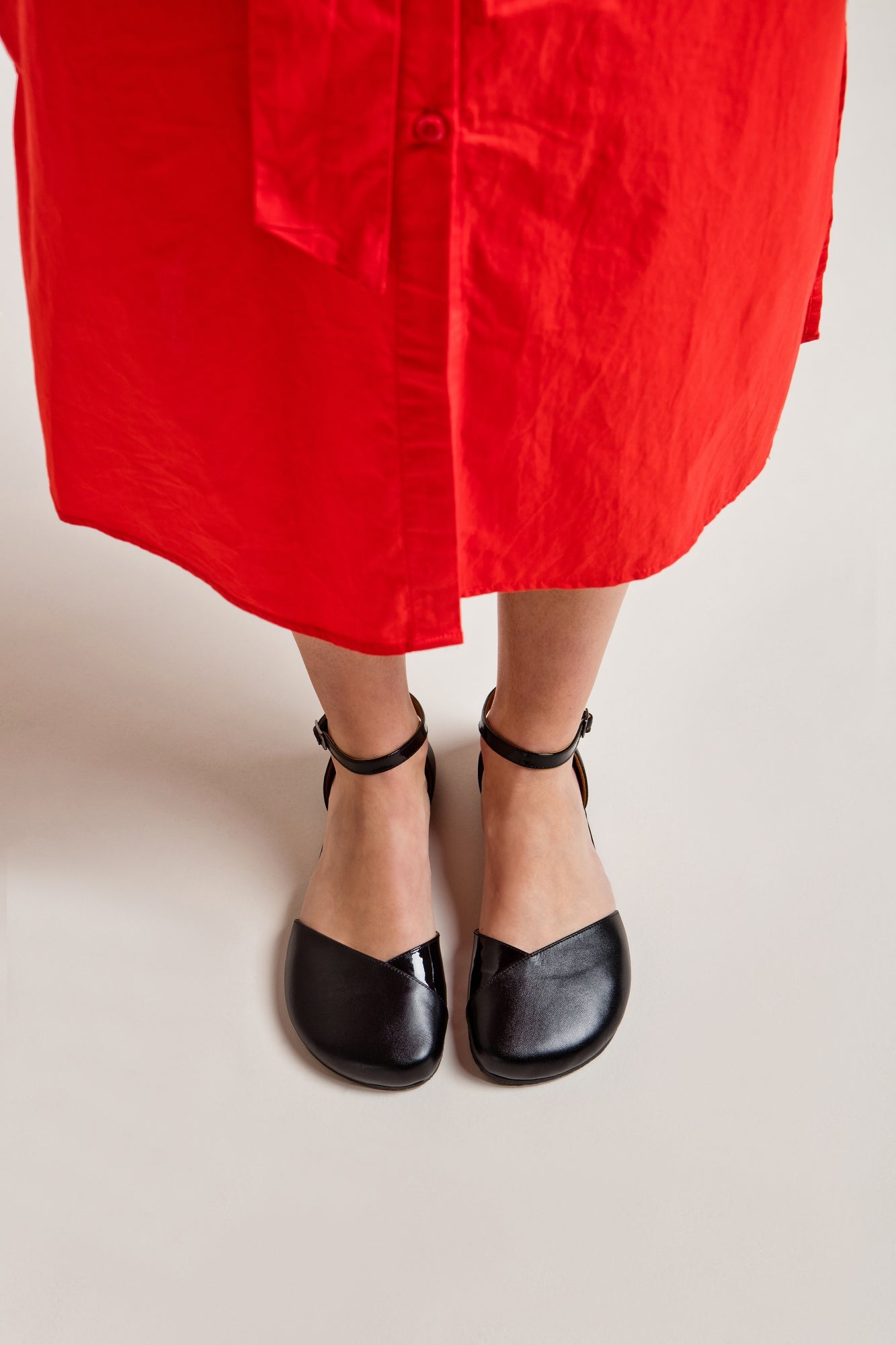Shapen Poppy | Women's Barefoot Sandals